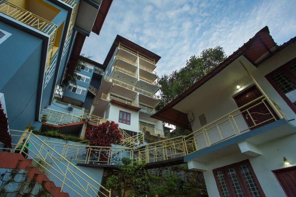 Spice Country Resort Chithirapuram Extérieur photo