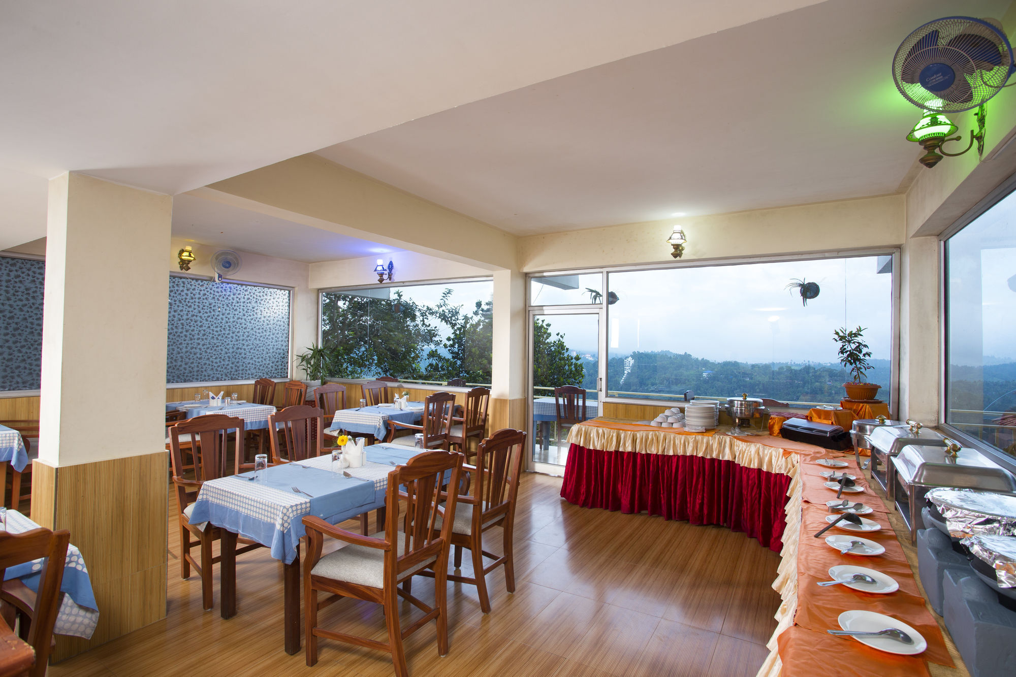Spice Country Resort Chithirapuram Extérieur photo