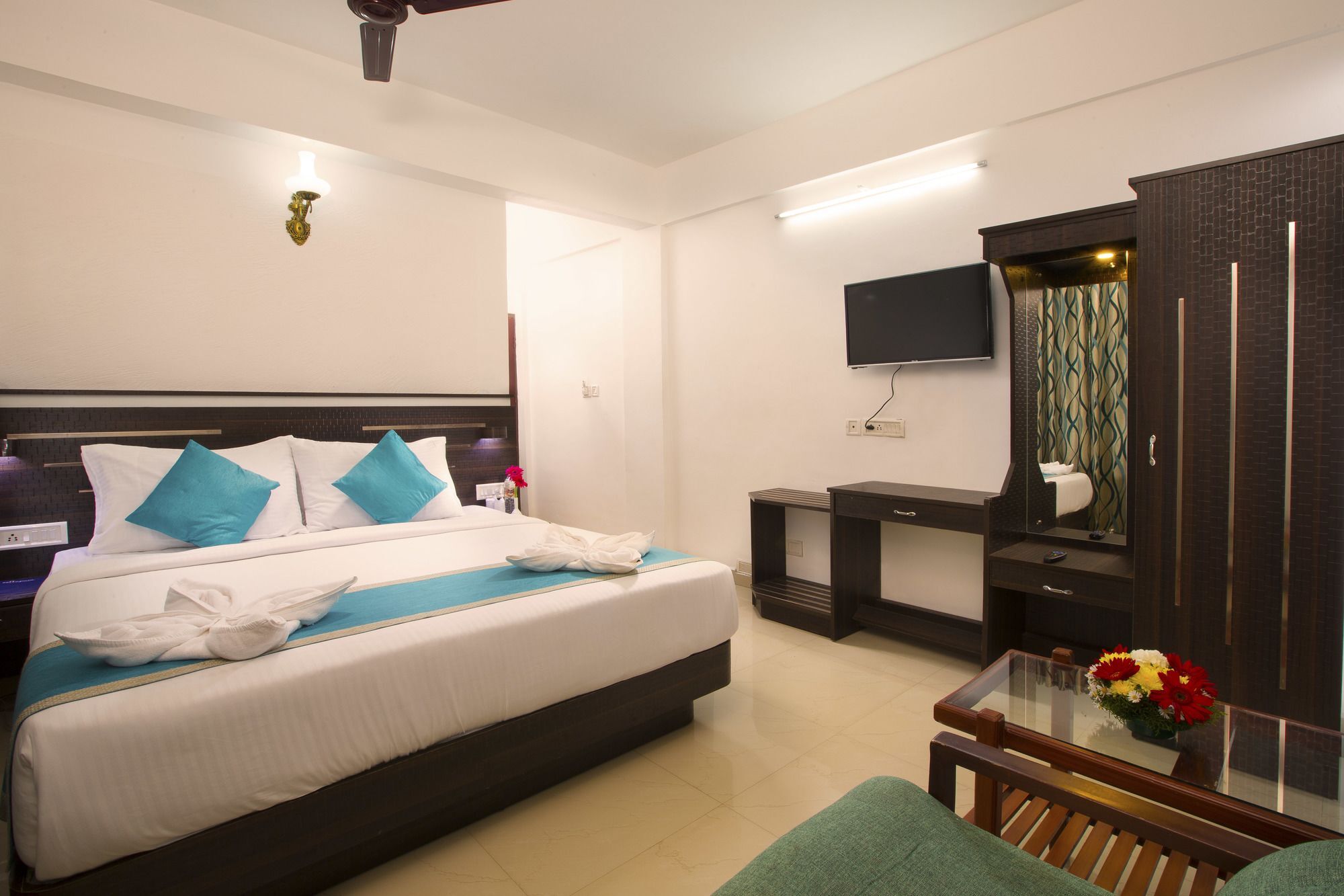 Spice Country Resort Chithirapuram Extérieur photo