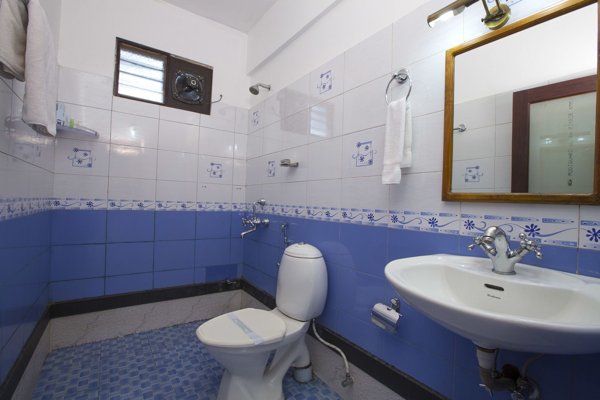 Spice Country Resort Chithirapuram Extérieur photo
